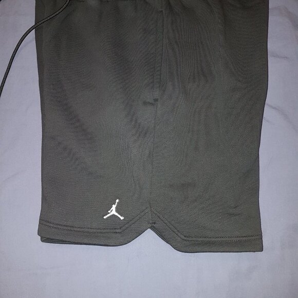Jordan Essentials Fleece shorts size large black baggy - Picture 8 of 8